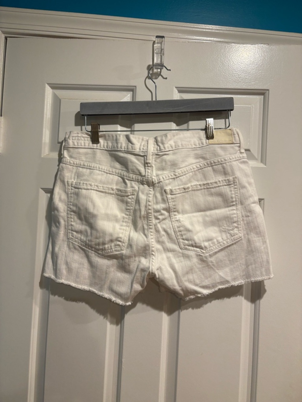 Citizens of Humanity Carey Shorts distressed sz 29 white - Picture 2 of 7